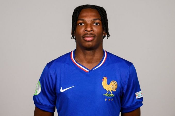 Giá trị 20 triệu euro! Romano: Yacine gia nhập Liverpool với mức phí 60+12 triệu euro