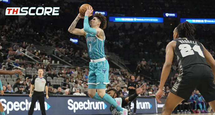 🏀บอลล์ 27+3+15 บ็อบแคทส์บุกไปชนะสเปอรส์ด้วยสกอร์ 145-134