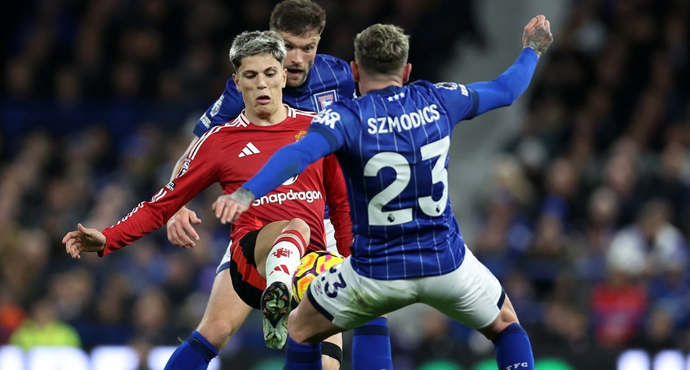 อโมริม ประเดิมฝืด 