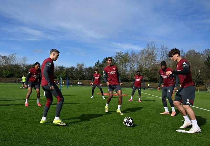 ​​อาร์เซนอลติวเข้ม! เจาะลึกการซ้อมเตรียมดวลเลเวอร์คูเซ่นศึกยูซีแอล