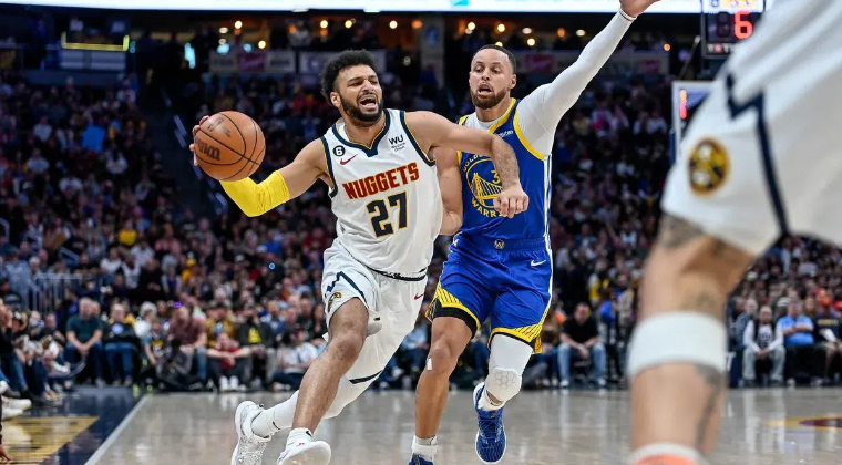 Curry encerra uma semana impecável, Warriors derrotam os Nuggets e seguem na luta pelo terceiro lugar no Oeste