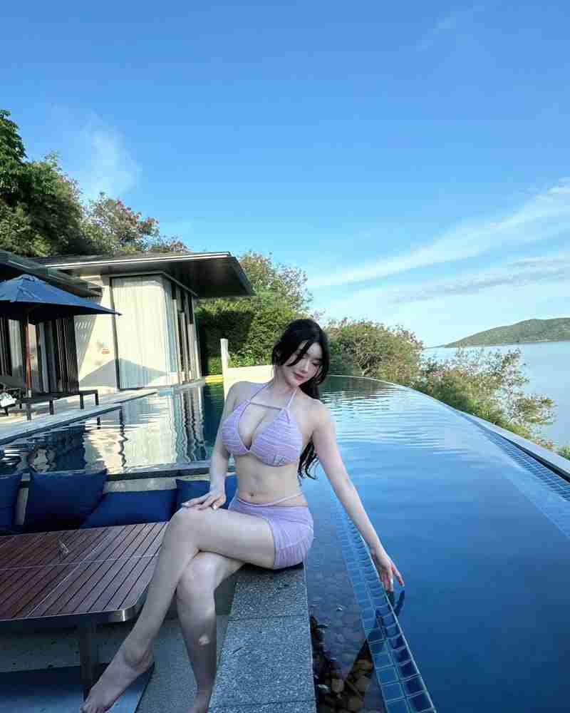 Yao Caichen เน็ตไอดอลไต้หวัน อวดสัดส่วนขยี้ใจชาวเน็ต