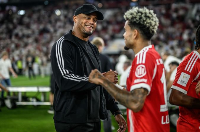 Bayern bị từ chối khi theo đuổi Alonso và Wirtz, Kompany cùng Diaz đều không nằm trong top 3 mục tiêu