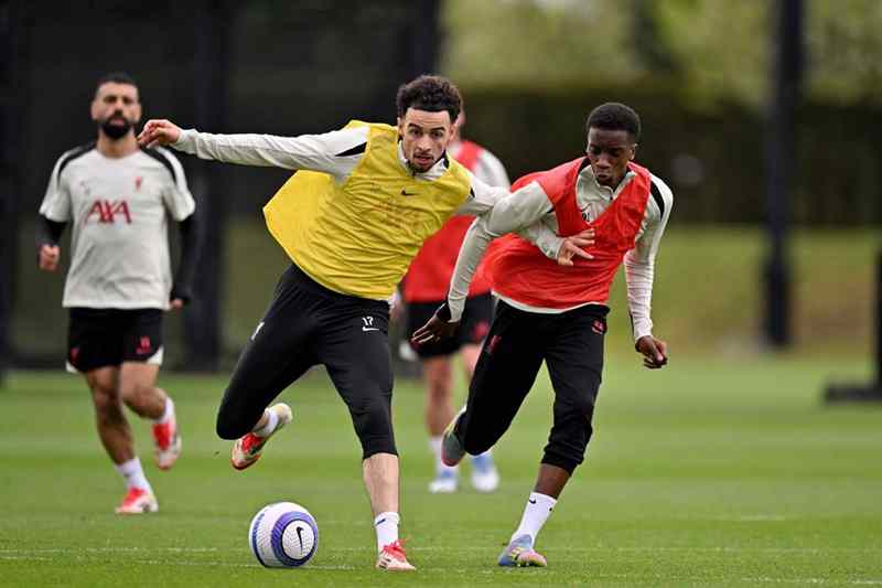 รูปภาพการฝึกซ้อม: ลิเวอร์พูลตั้งเป้าหมายไว้ที่เกมใหญ่กับท็อตแน่มที่แอนฟิลด์