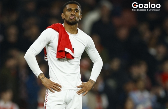 Fulham official: Nelson hamstring injury + avoidance of home team rules can not play against Arsenal