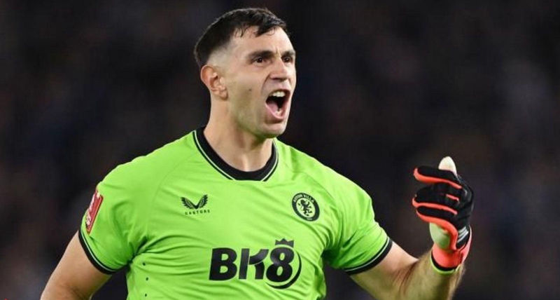 เชลซี เปล่าสน “เอมิเลียโน มาร์ติเนซ”