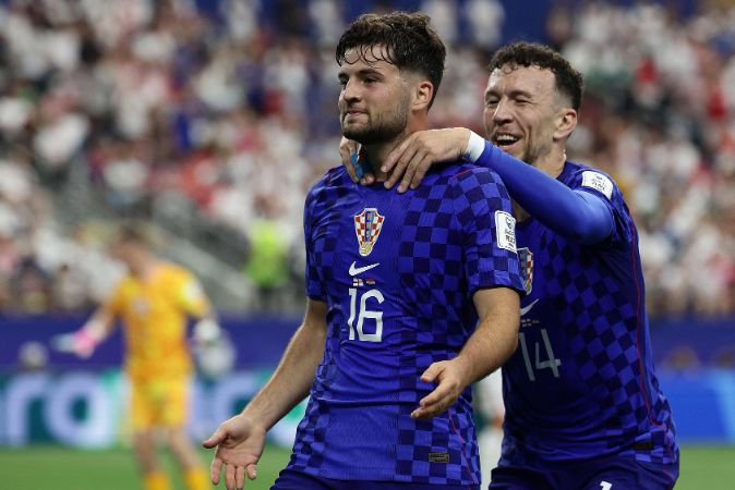 Niềm hy vọng Croatia! Baturina 23 tuổi đi bóng 6 lần thành công 100%, người thứ 4 thế kỷ 21