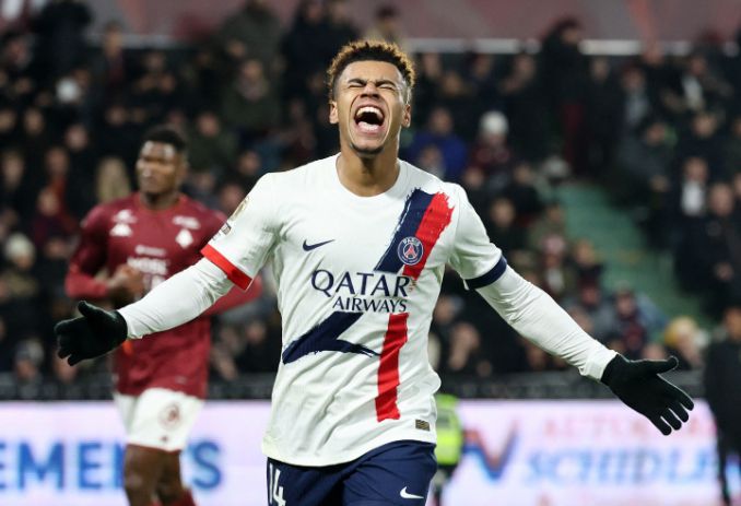 PSG chuẩn bị đàm phán gia hạn với Doue và Neves, đẩy mạnh giữ chân nhiều trụ cột