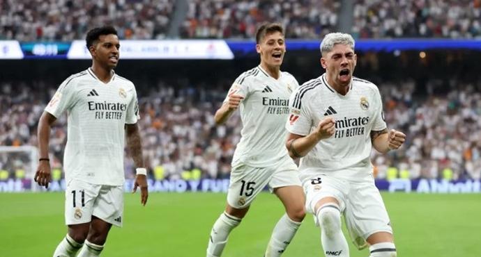 ขึ้นนำจ่าฝูง! เรอัลมาดริดชนะพัลมาส 4-1 เอ็มบัปเป้ยิงสองประตู