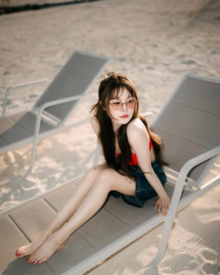 เบนซ์ ขวัญข้าว อดีตนักร้องเด็กเจ้าของเพลงดัง สู้โว้ย ล่าสุด โชว์แซ่บริมหาด