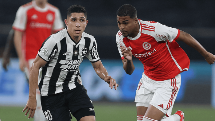 Botafogo vence o Inter no Bela Rio e fica a um empate de conquistar o Brasileiro após 29 anos