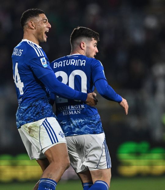 Baturina: Arsenal là một trong những đội bóng hay nhất thế giới, Como có thể cạnh tranh với đỉnh cao