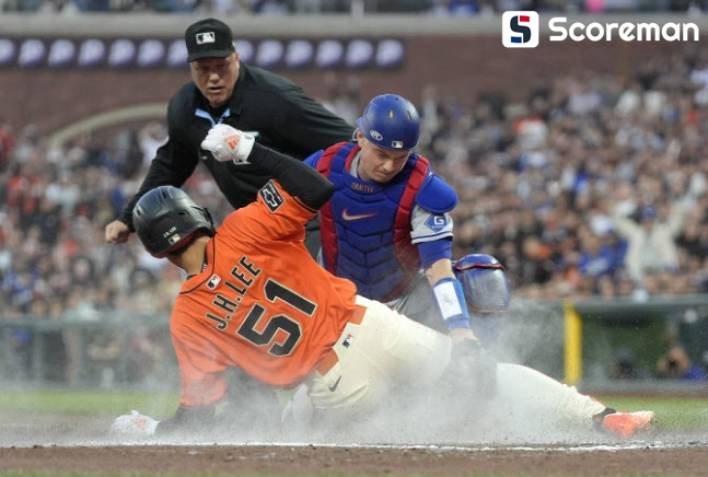 ‘코리안 더비’ 이정후 ‘3안타·3타점’-김혜성 ‘3안타·2도루’