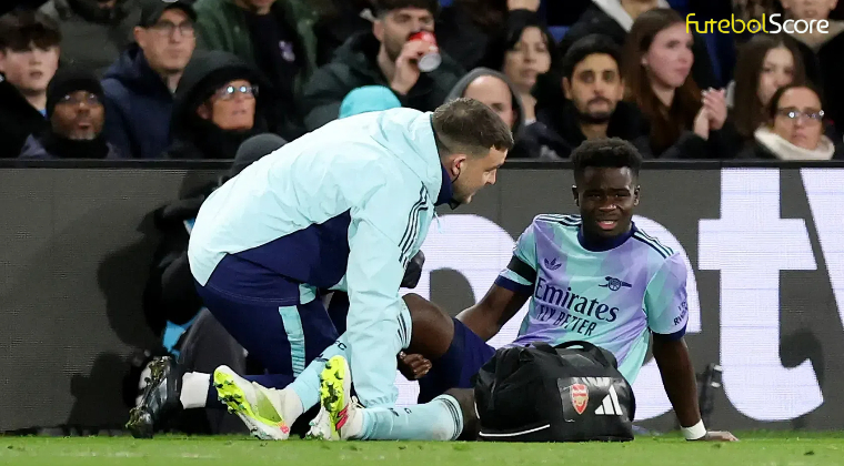 Bukayo Saka sofreu uma lesão no tendão da coxa, foi submetido a uma cirurgia e deve ficar afastado por dois meses