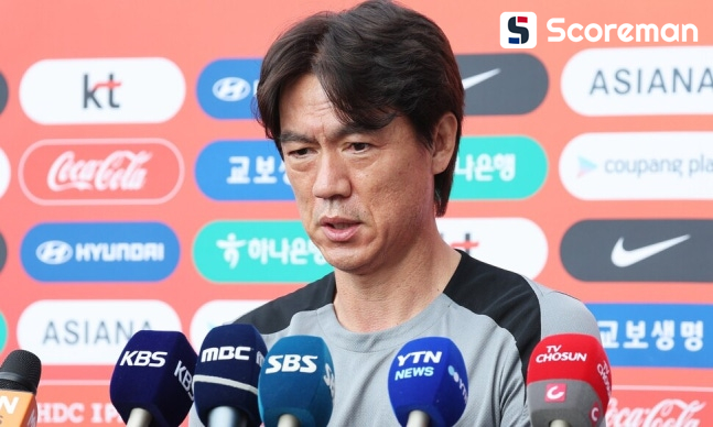 동아시안컵 첫 소집 훈련…홍명보 “테스트 전쟁 시작”