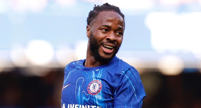 แล้วไงใครแคร์ “สเตอร์ลิง” ไม่ปิดโอกาสซบ “แมนยูฯ” แม้เคยอยู่กับ “แมนฯ ซิตี้” มาก่อน