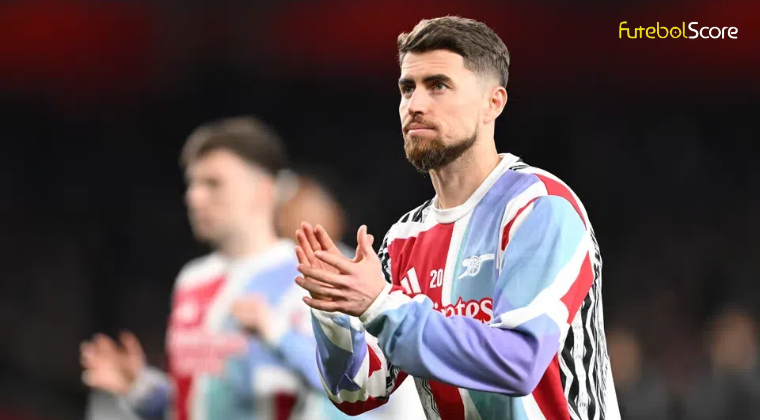Perto de se juntar ao Flamengo, Jorginho confessa 'curiosidade' em atuar no Brasil e conta o que o impressionou no Palmeiras durante o Mundial