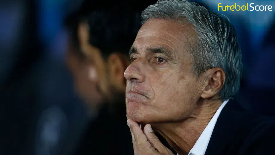 Atlético-MG desiste da contratação de Luís Castro e procura novo treinador para 2025