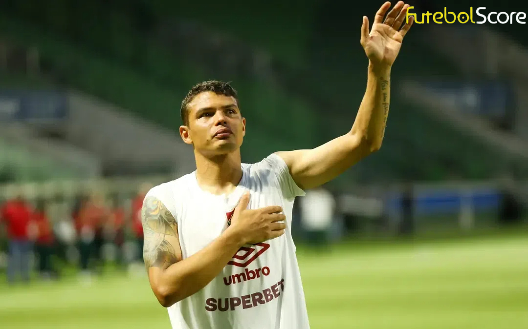 Thiago Silva cumpriu sua promessa em campo depois que o Fluminense evitou o rebaixamento