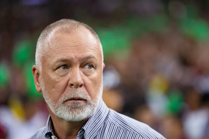 5 técnicos poderão deixar os seus actuais clubes após a última rodada do Brasileirão