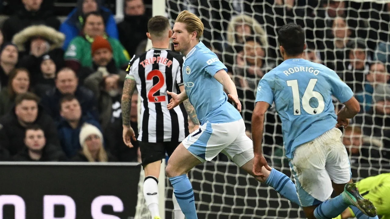 ยิงกันสนั่น 