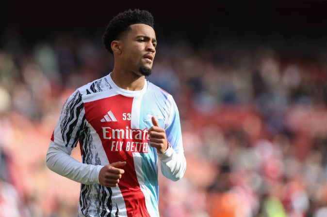 Cựu cầu thủ Arsenal khó hiểu quyết định cho Nwaneri rời đội trong kỳ chuyển nhượng mùa đông