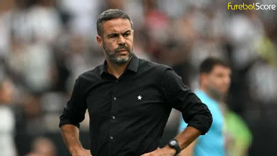 Botafogo descarta Artur Jorge; veja como o técnico causou desconforto em sua viagem ao Rio