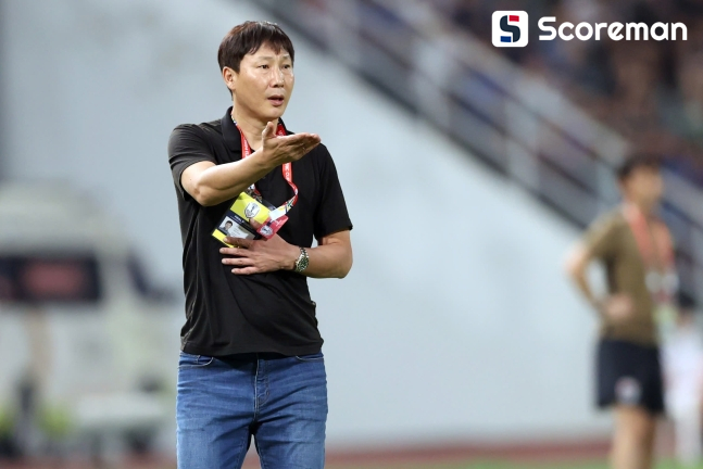 김상식 감독, ‘ASEAN 올스타팀’ 이끌고 맨유와 맞대결