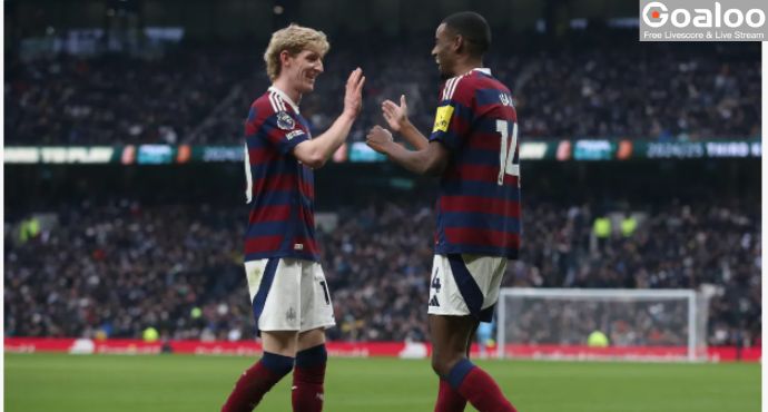 Newcastle's Hot Streak Continues with 2-1 Win Over Tottenham