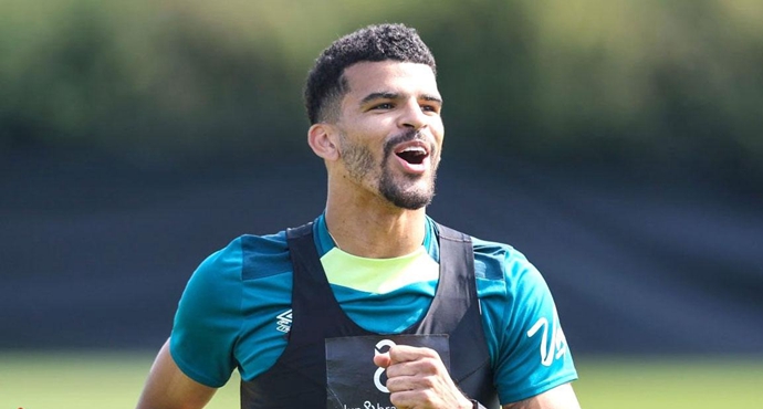 ไก่ยิ้ม!! “โซลันกี้” ตรวจร่างกายเซ็นยาว 6 ปี