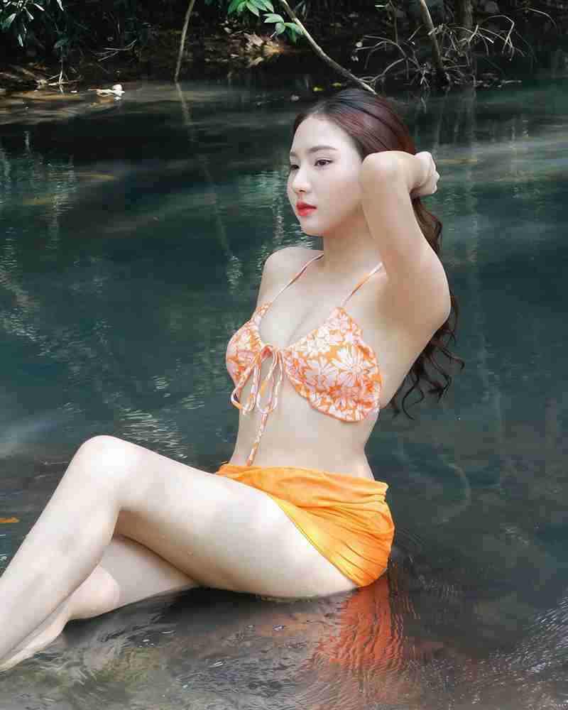 ออมสิน ปิยะดา เน็ตไอดอลสาวสวยสุดเซ็กซี่ ที่ผู้มีผู้ติดตามจำนวนมาก