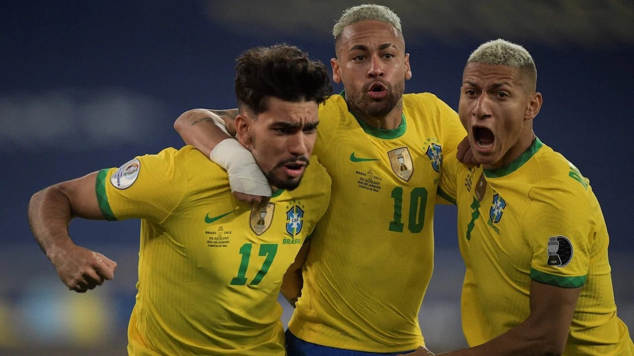 เขามาแล้ว 