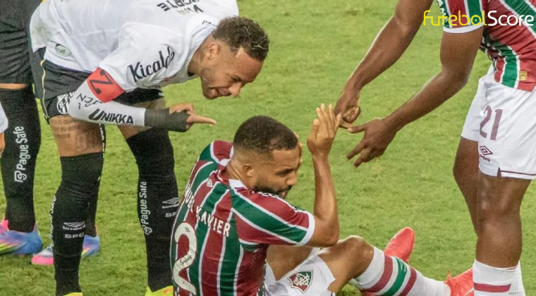 Santos continua sem vitórias no Brasileirão após derrota para o Fluminense com gol nos acréscimos