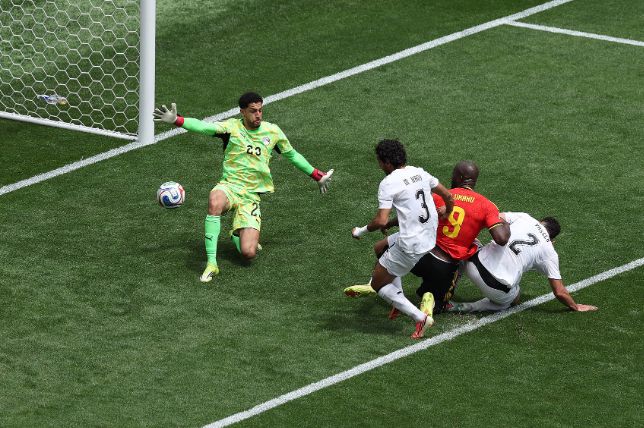 Bỉ hòa Ai Cập 1-1, Lukaku vào sân 22 giây tạo phản lưới nhà