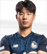 Yoo Jung Wan