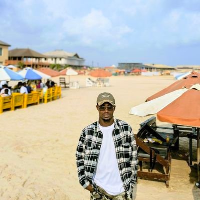 MR. OSEI😎