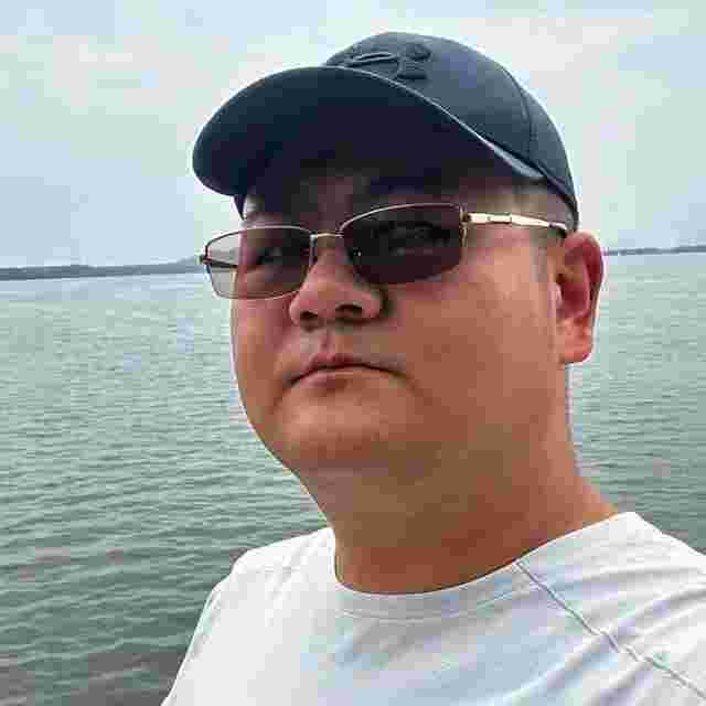 สุนทร วีระกุล